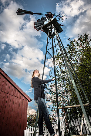 Audra-3999