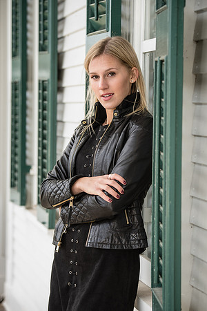 Emma-1229